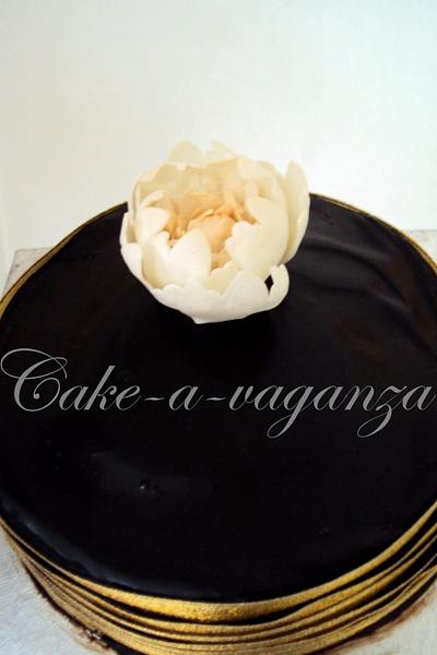 1st flower cake - Cake by cakeavaganza