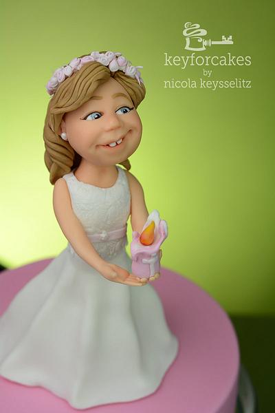 Little communicant figure - Cake by Nicola Keysselitz