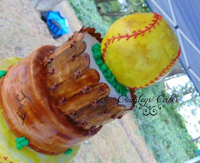 Softball Wedding - Cake by Michelle