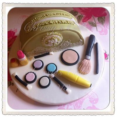 Glamourous Make-up - Cake by Chrissy Faulds