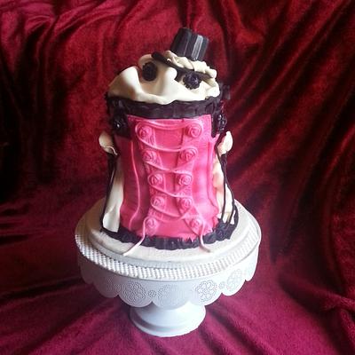 The corset cake - Cake by Edelcita Griffin (The Pretty Nifty)