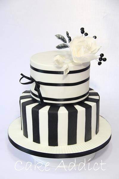 Black And White  - Cake by Cake Addict