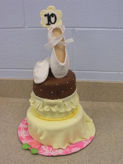 Dancer's Birthday - Cake by Jacqulin