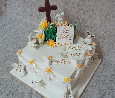 Christening cake for three children - Cake by Maggie