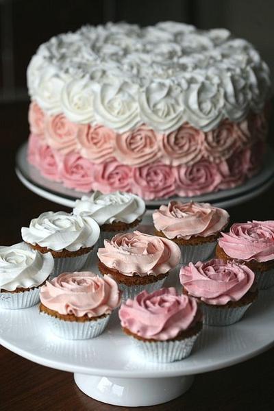 pink flowers - Cake by Francisca Neves