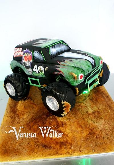 Grave Digger monster truck - Cake by Verusca Walker