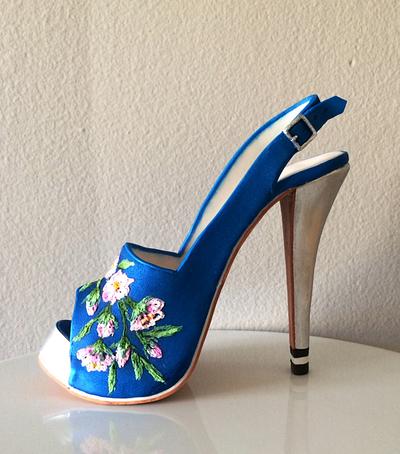 Blue sugar heel  - Cake by Antonio Balbuena