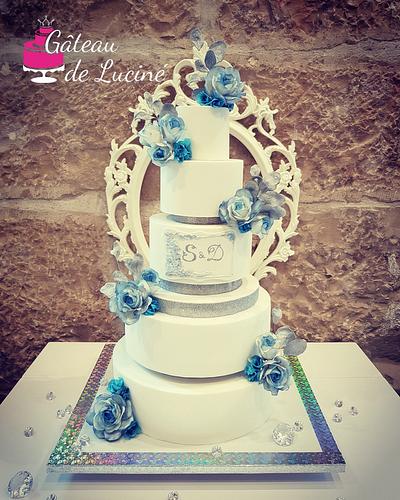 Bleu and white wedding cake  - Cake by Gâteau de Luciné