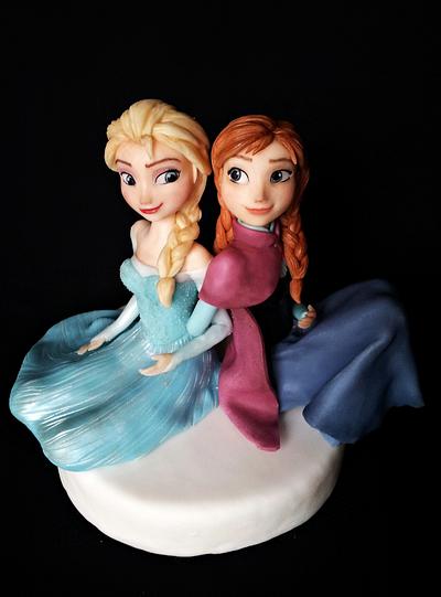 Elsa and Anna - Cake by giada