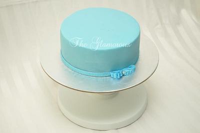 Simple blue cake - Cake by theglamorouscakes