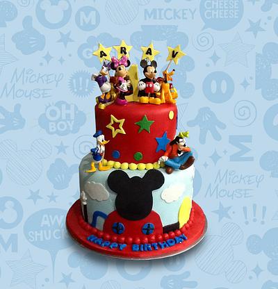 Red  Mickey - Cake by MsTreatz