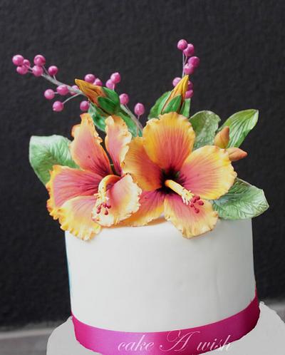 hibiscus flower cake - Cake by pam02