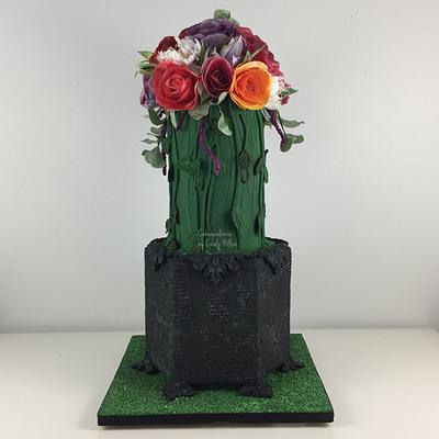 Garden Wedding  - Cake by Cakeapalooza