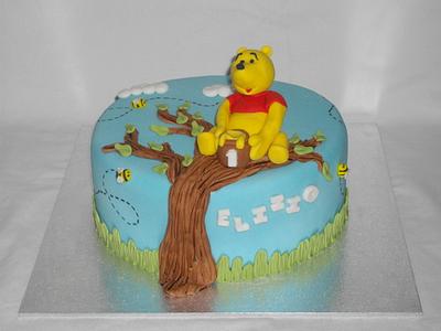 Winnie the Pooh - Cake by Mandy
