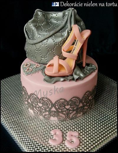 Gucci & Jimmy choo - Cake by Myska