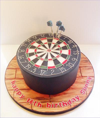 Dartboard cake - Cake by Claire Ratcliffe