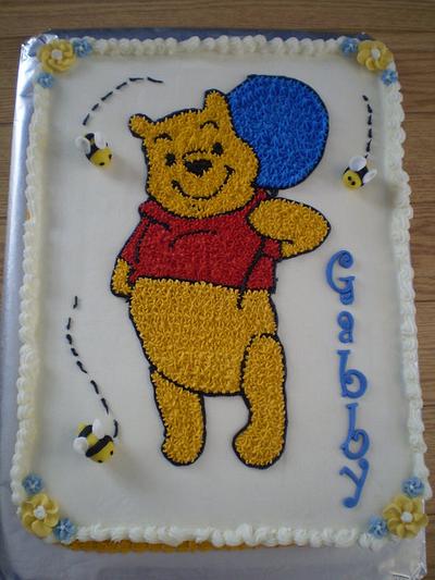 Pooh - Cake by familycakesbyjackie