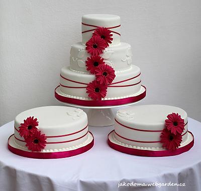Wedding Cake with Gerberas - Cake by Jana