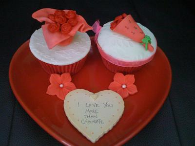 Say it with flowers valentines cupcakes - Cake by Fiona McCarthy