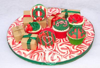 Happy Holly-Days cupcakes - Cake by Little Miss Cupcake