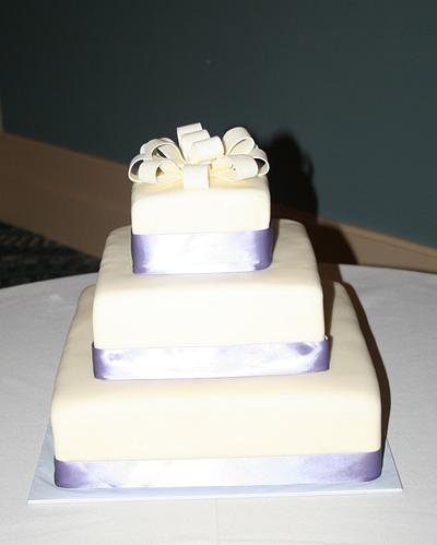 Lovely Lavender - Cake by Laura Willey