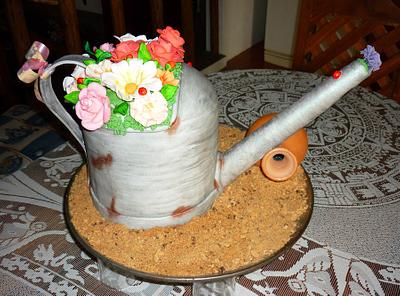 Watering can - Cake by Reposteria El Duende