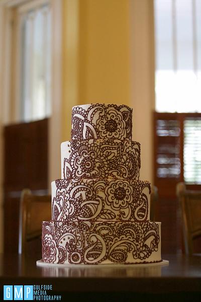 Henna Design Wedding Cake - Cake by LadyCakes