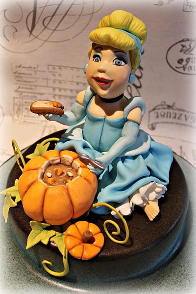 Cinderella and the pumpkin - Cake by Sabrina Di Clemente