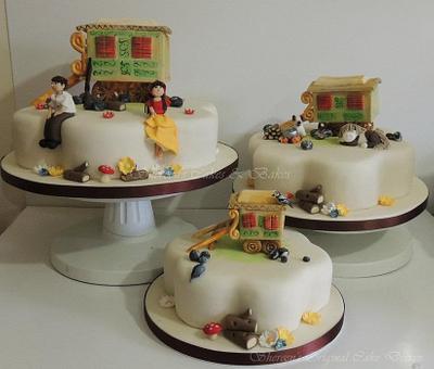 Gypsy Wedding Cake & Cupcakes - Cake by Shereen