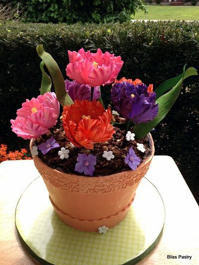 Flower Pot With Parrot Tulips - Cake by Bliss Pastry