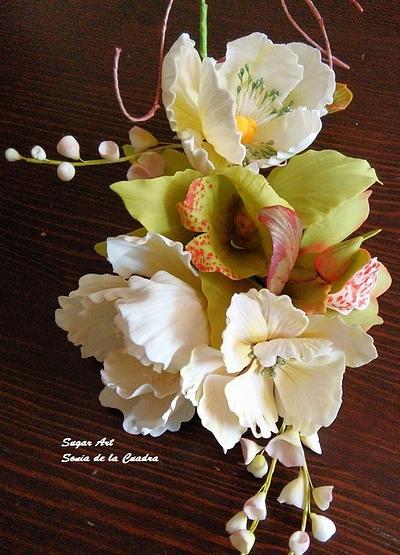 Sugarpaste wedding bouquet - Cake by Sonia de la Cuadra