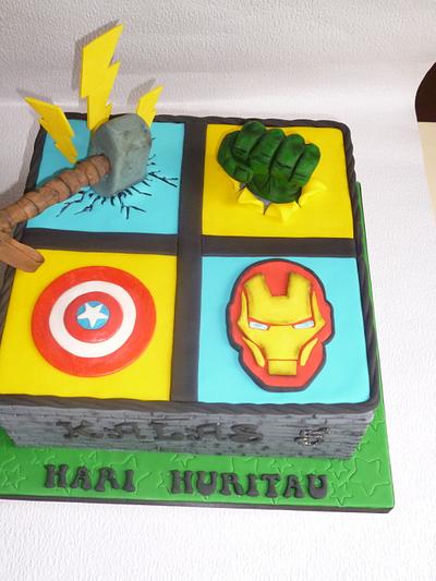Avenger superhero - Cake by Hilz