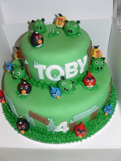 Angry Birds cake  - Cake by Krazy Kupcakes 