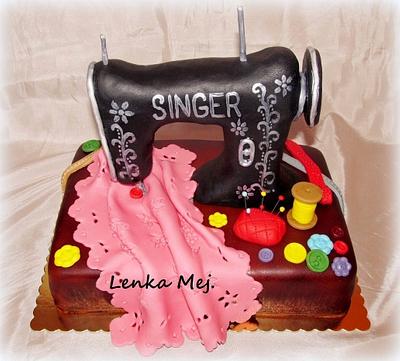 Sewing machine - Cake by Lenka