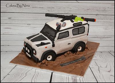 Landrover - Cake by Cakes by Nina Camberley