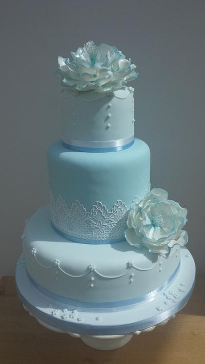 wedding cake with cake lace! - Cake by Heathers Taylor Made Cakes