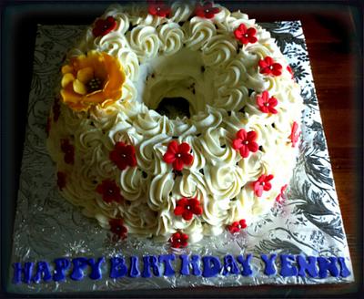 birthday cake for yenni - Cake by piescakesnpastries