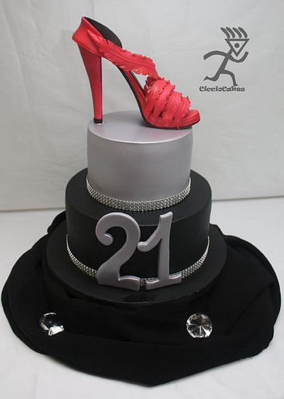 Hot Pink Stiletto 21st Cake with Miniature cupcake - edible shoes - Cake by Ciccio 