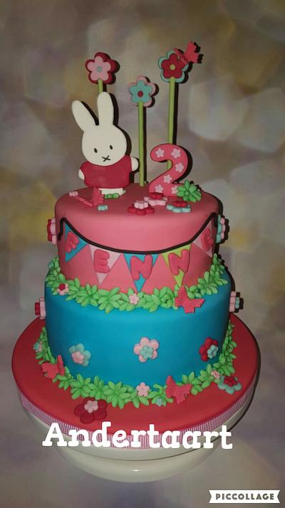 Sweet bunny - Cake by Anneke van Dam