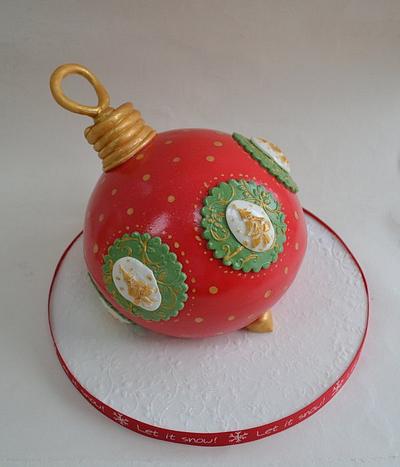 Christmas Bauble  Cake - Cake by Karen Keaney