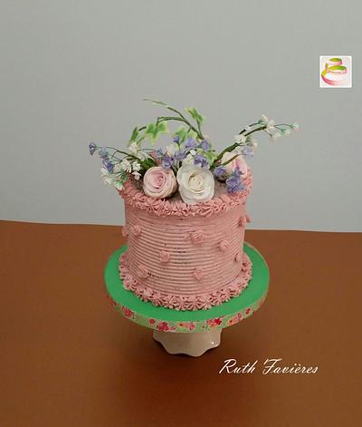 Flowers cream cake - Cake by Ruth - Gatoandcake