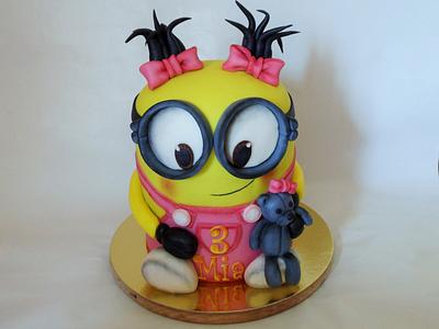 Minion girl - Cake by Veronika