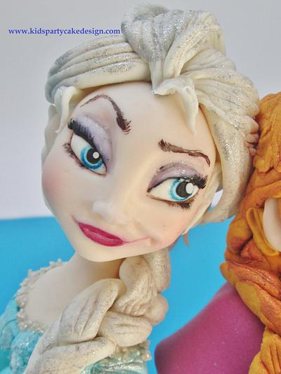 Elsa and Anna - Cake by Maria  Teresa Perez