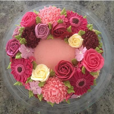 Buttercream Flower Cake - Cake by Karen Blunden