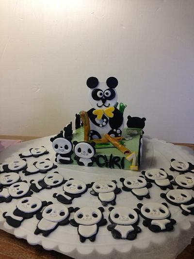 Topper Panda  - Cake by CupClod Cake Design