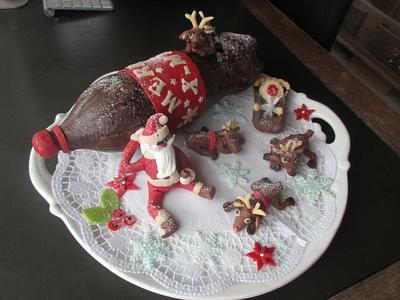 Santa Claus Cocacola bottle cake - Cake by Aurelia'sTartArt