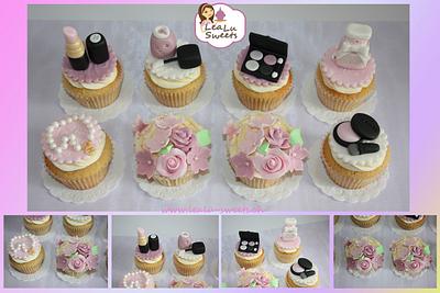 Coco Chanel Cupcakes - Cake by Lealu-Sweets