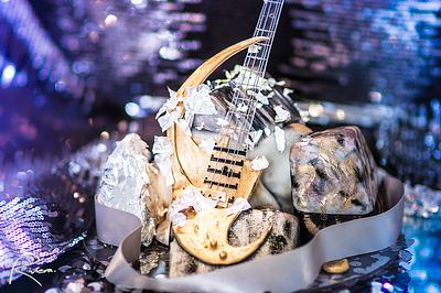 Sir Rock Guitar - Cake by Riviera Couture Cake Company