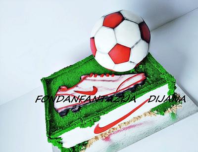 Football themed cake - Cake by Fondantfantasy