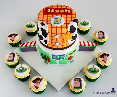 Toy Story cake with cupcakes - Cake by Catcakes